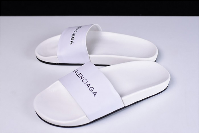 Balenciaga Logo leather slip-on sandals 72ZE-C329